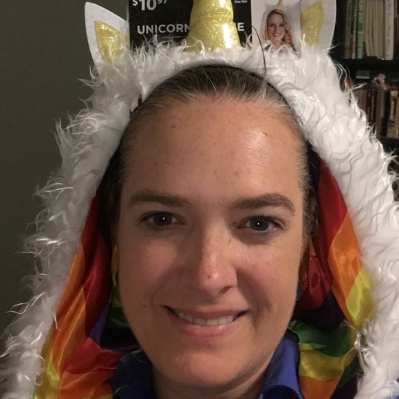 Meet your Posher, Monique - Picture 1 of 1